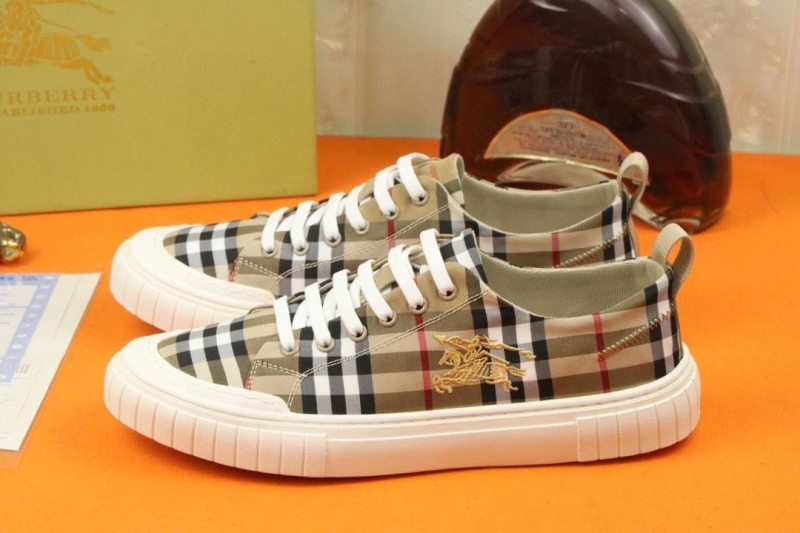 Burberry Sneakers